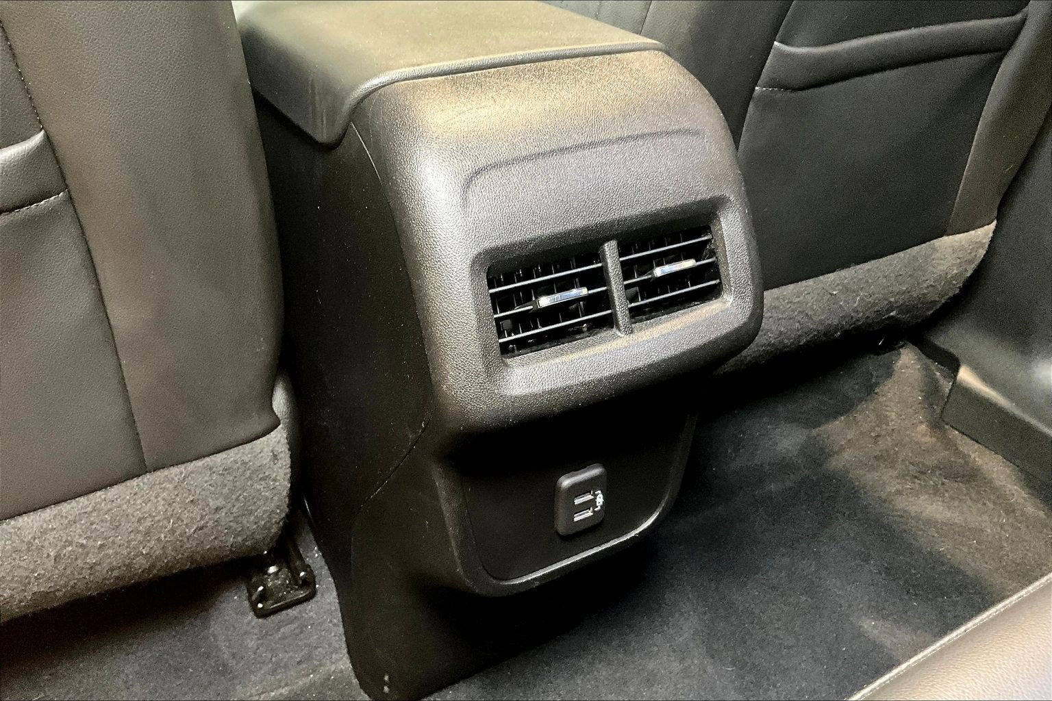 Used 2021 Chevrolet Equinox LT AWD/4WD image 11