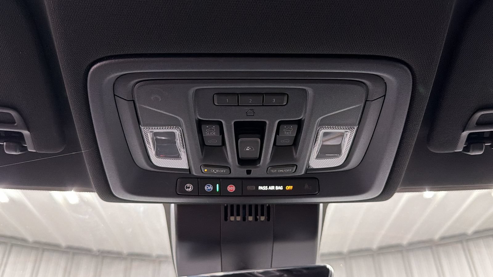 Used 2026 GMC Sierra 1500 AT4 w/ Technology Package AWD/4WD image 36