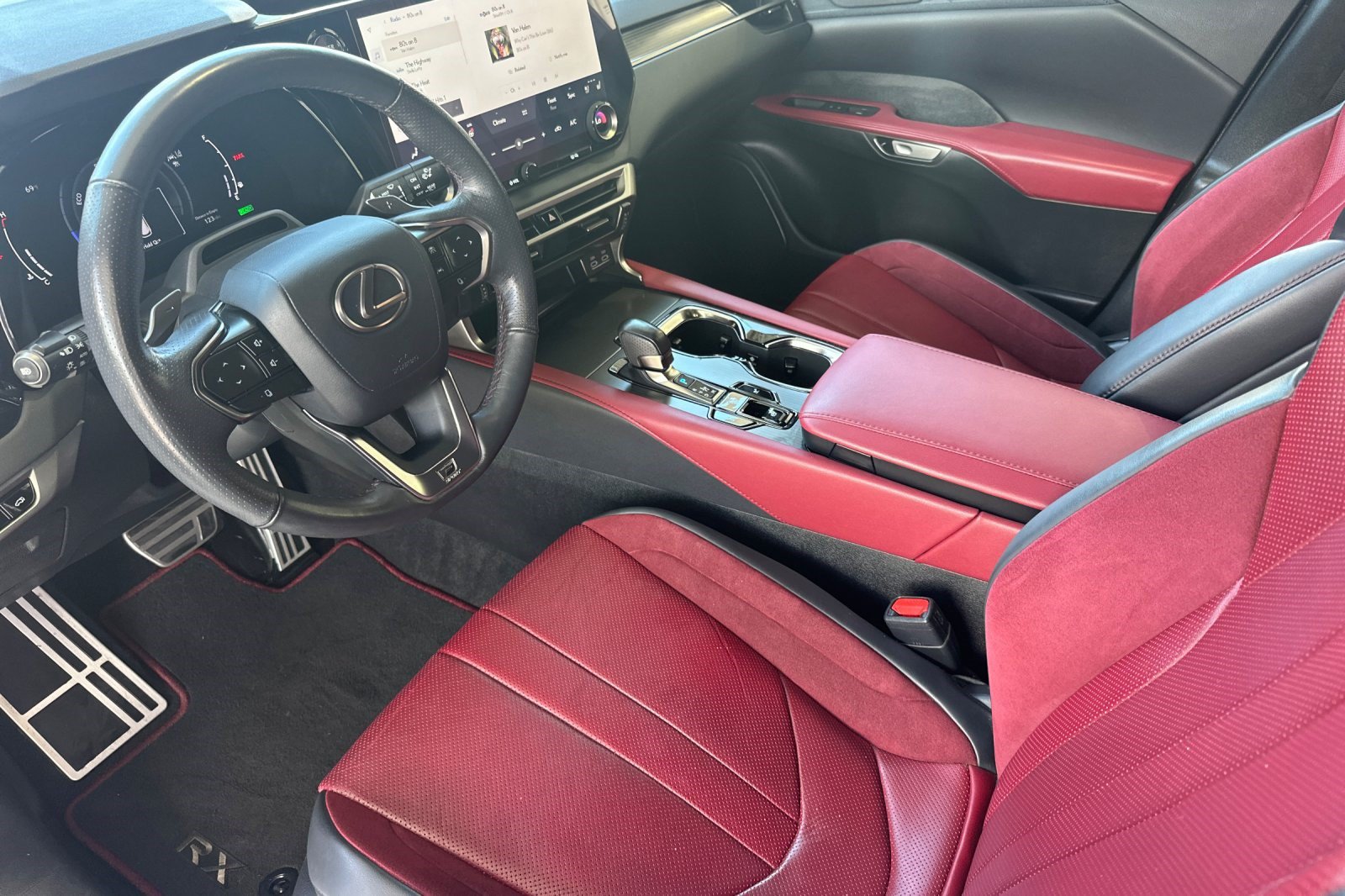 Certified 2024 Lexus RX 500h F Sport w/ Convenience Package AWD/4WD image 11
