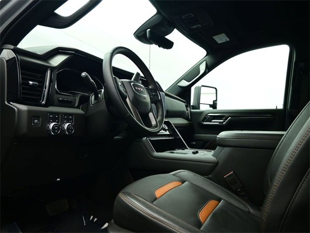 Used 2024 GMC Sierra 3500 AT4 w/ AT4 Premium Plus Package image 15