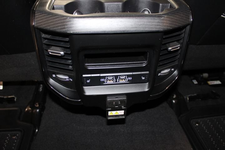 Used 2022 RAM 2500 Limited image 23