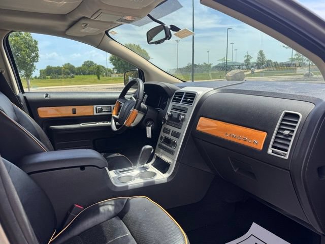 Used 2008 Lincoln MKX AWD image 23
