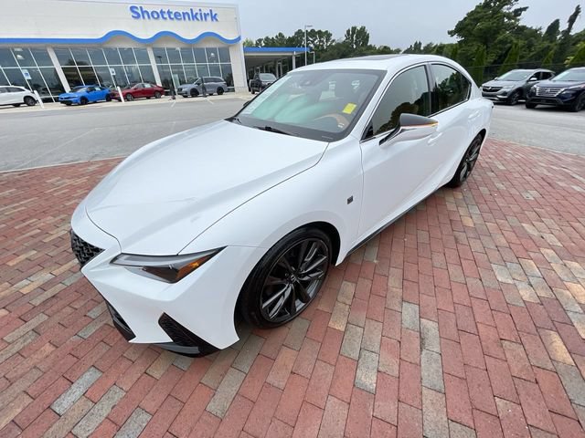 Used 2025 Lexus IS 350 F Sport RWD image 29