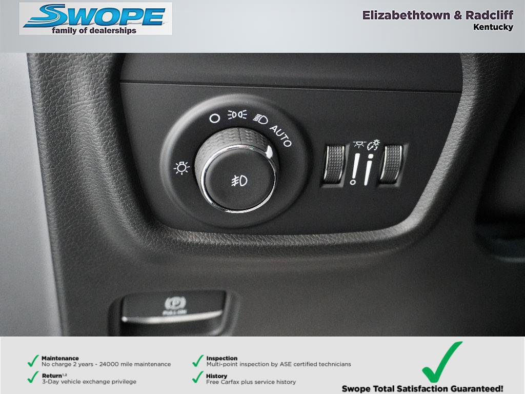 Certified 2025 Jeep Grand Cherokee L Limited w/ Luxury Tech Group II image 17