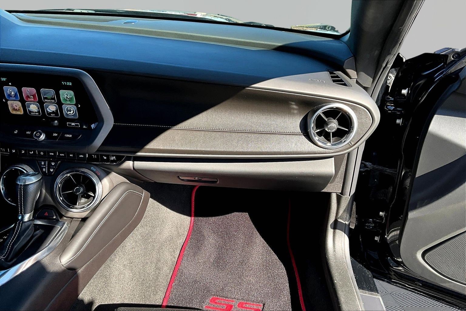 Used 2017 Chevrolet Camaro SS image 25