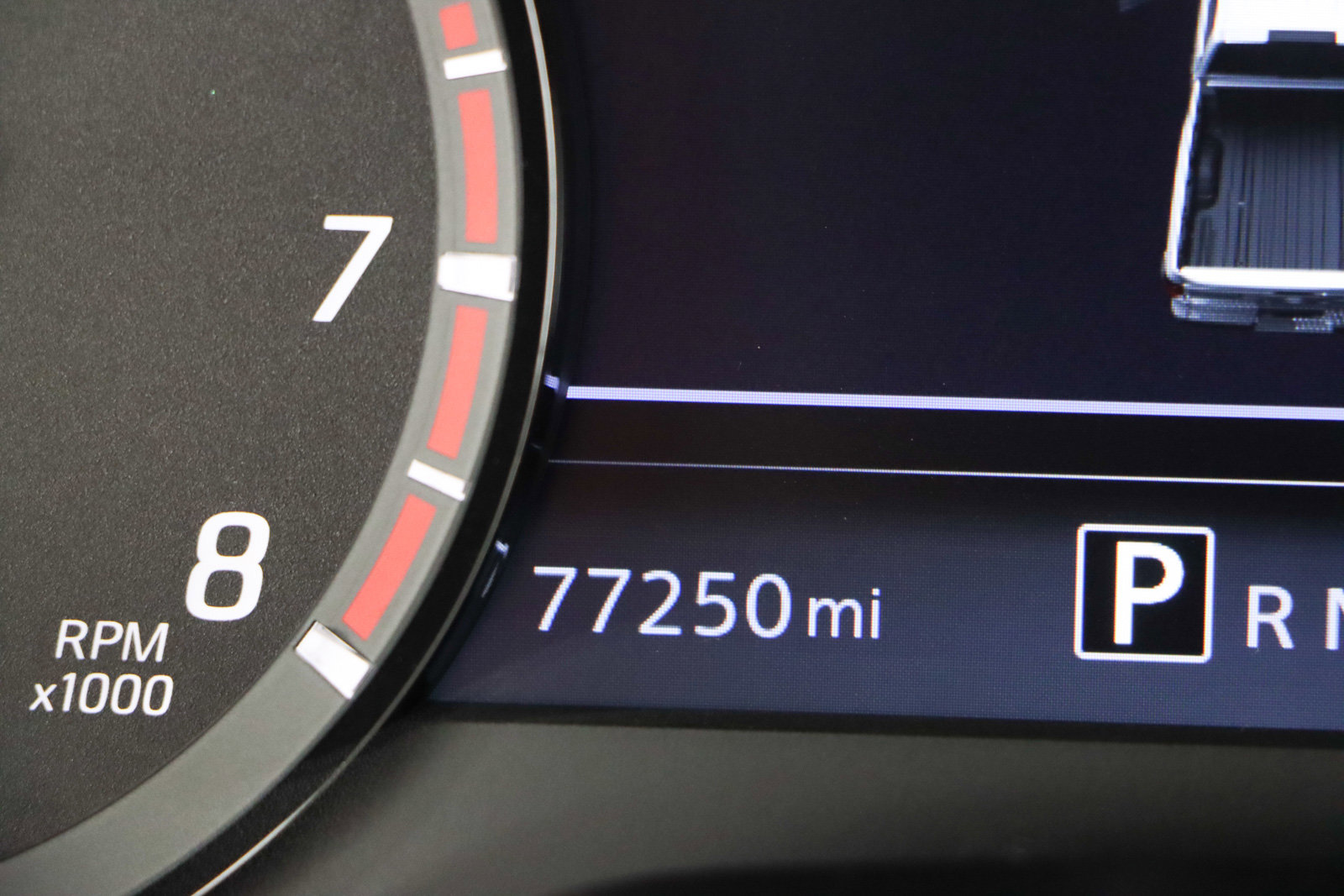 Used 2021 Nissan Titan PRO-4X w/ Pro-4x Utility Package image 17