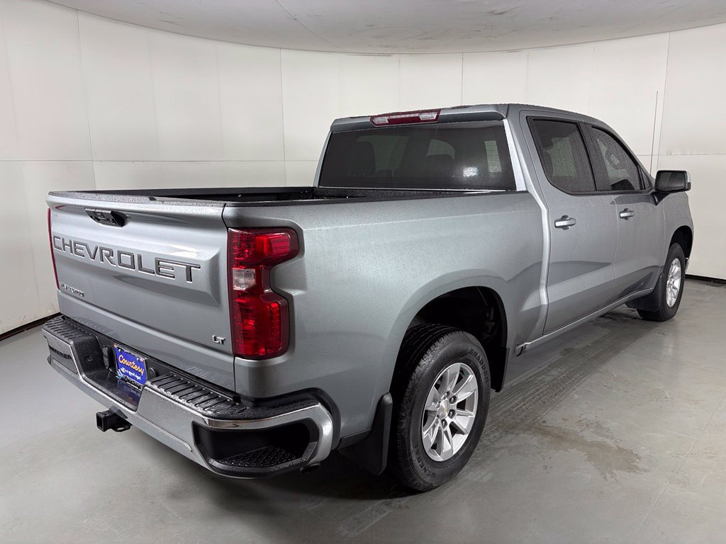 Used 2024 Chevrolet Silverado 1500 LT RWD image 10