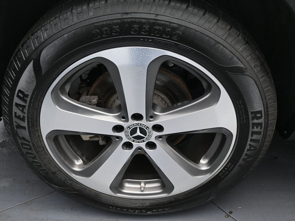 Used 2021 Mercedes-Benz GLC 300 4MATIC Coupe image 41