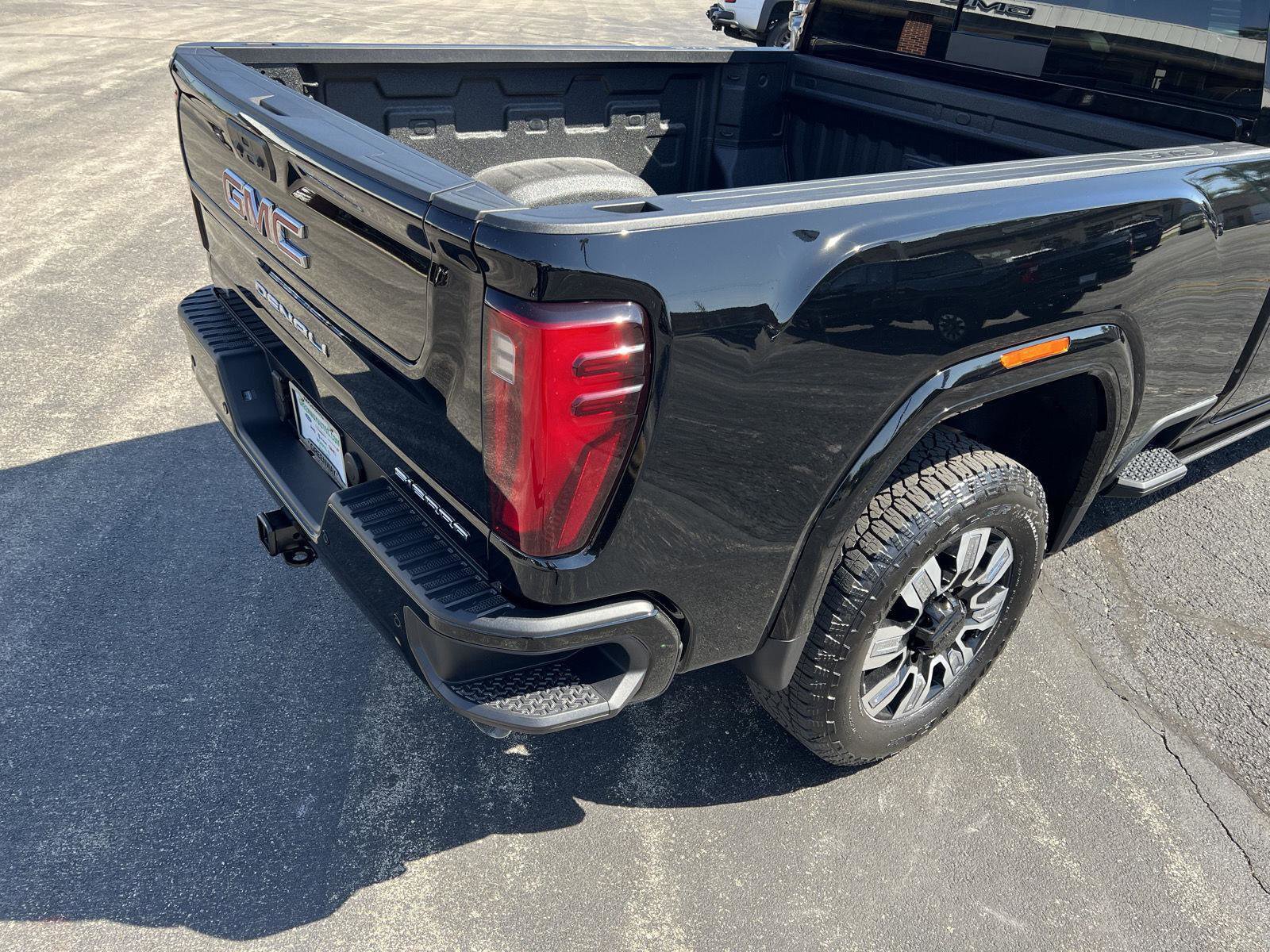New 2026 GMC Sierra 2500 Denali w/ Denali Reserve Package image 49
