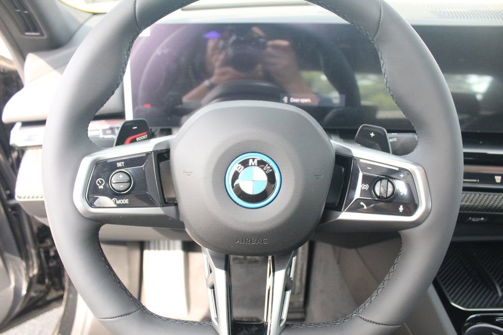 New 2027 BMW 550e xDrive AWD/4WD image 14