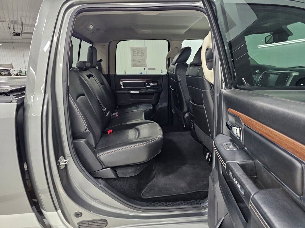 Used 2013 RAM 2500 Laramie w/ Cold Weather Group image 18
