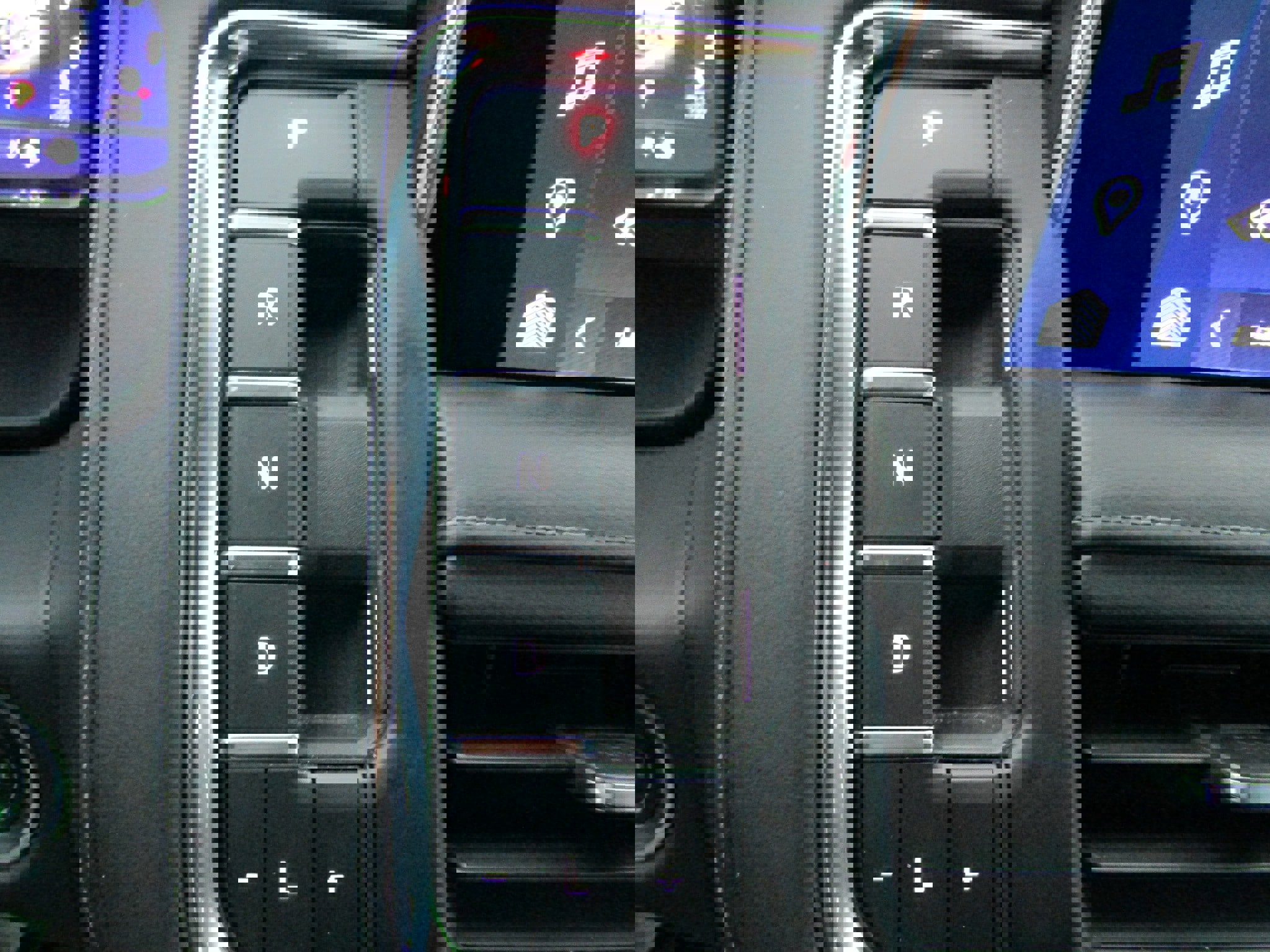 Used 2022 Chevrolet Tahoe Z71 w/ Luxury Package AWD/4WD image 37