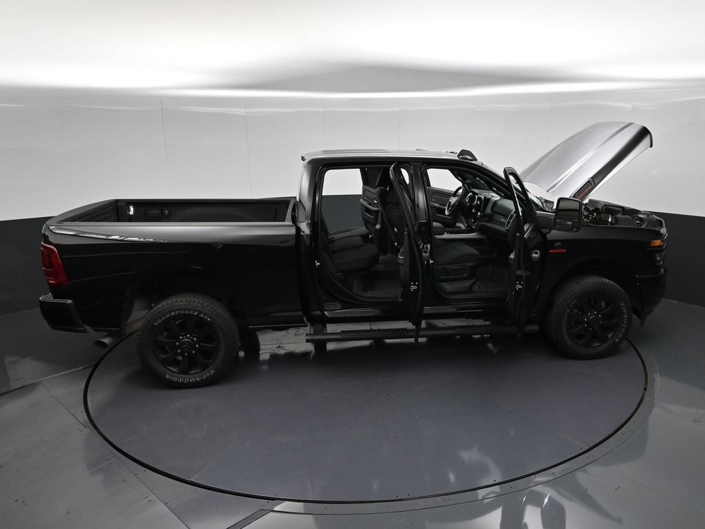 Used 2025 RAM 2500 Big Horn AWD/4WD image 37