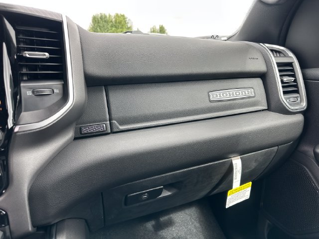 New 2027 RAM 1500 4x4 Crew Cab image 22