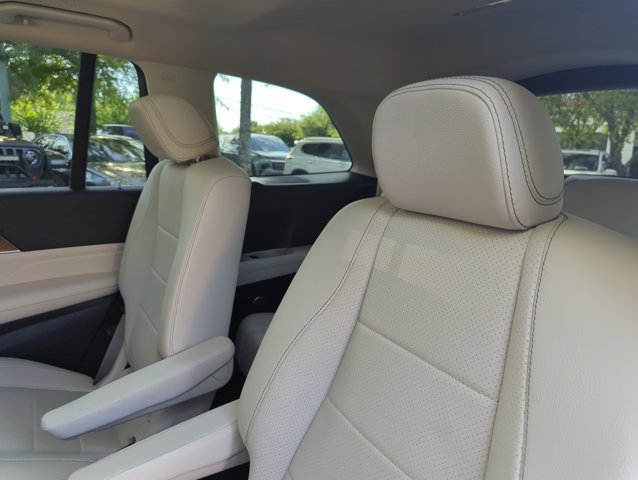 Used 2022 Mercedes-Benz GLS 450 4MATIC image 27
