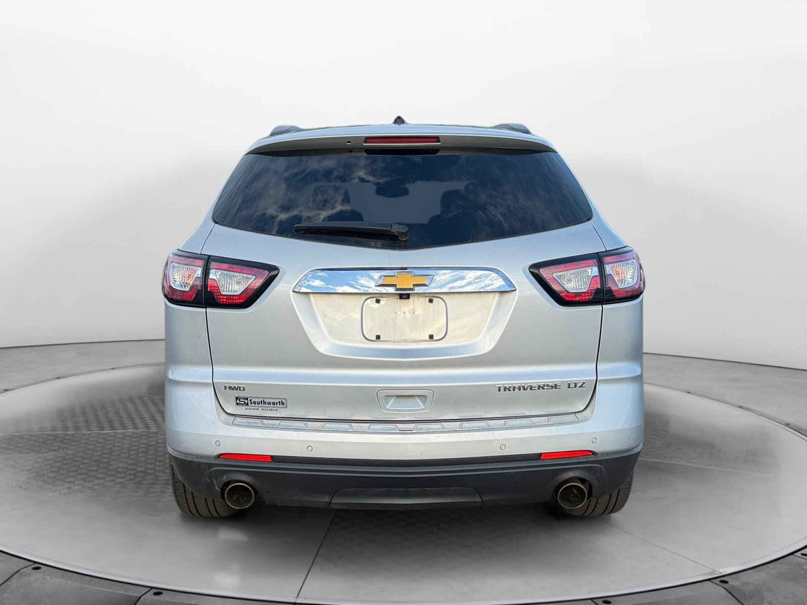 Used 2013 Chevrolet Traverse LTZ AWD/4WD image 6