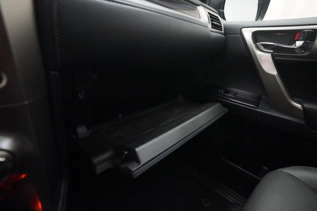 Used 2020 Lexus GX 460 Premium w/ Premium Package AWD/4WD image 30