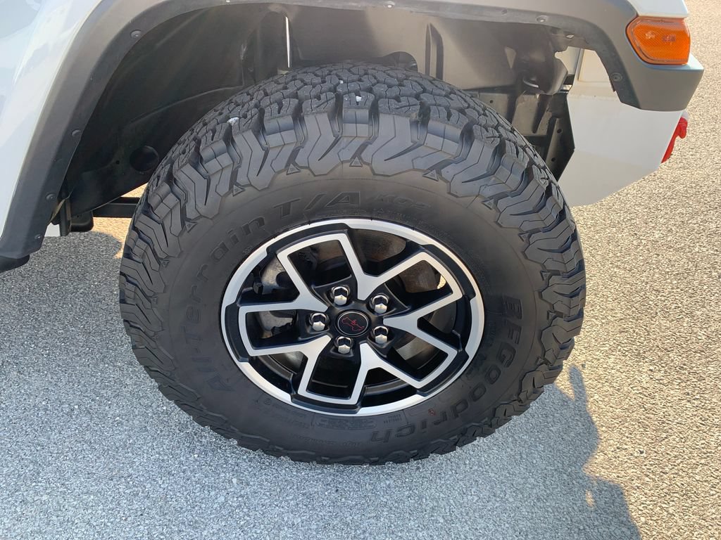 Used 2021 Jeep Wrangler Unlimited Sahara AWD/4WD image 12