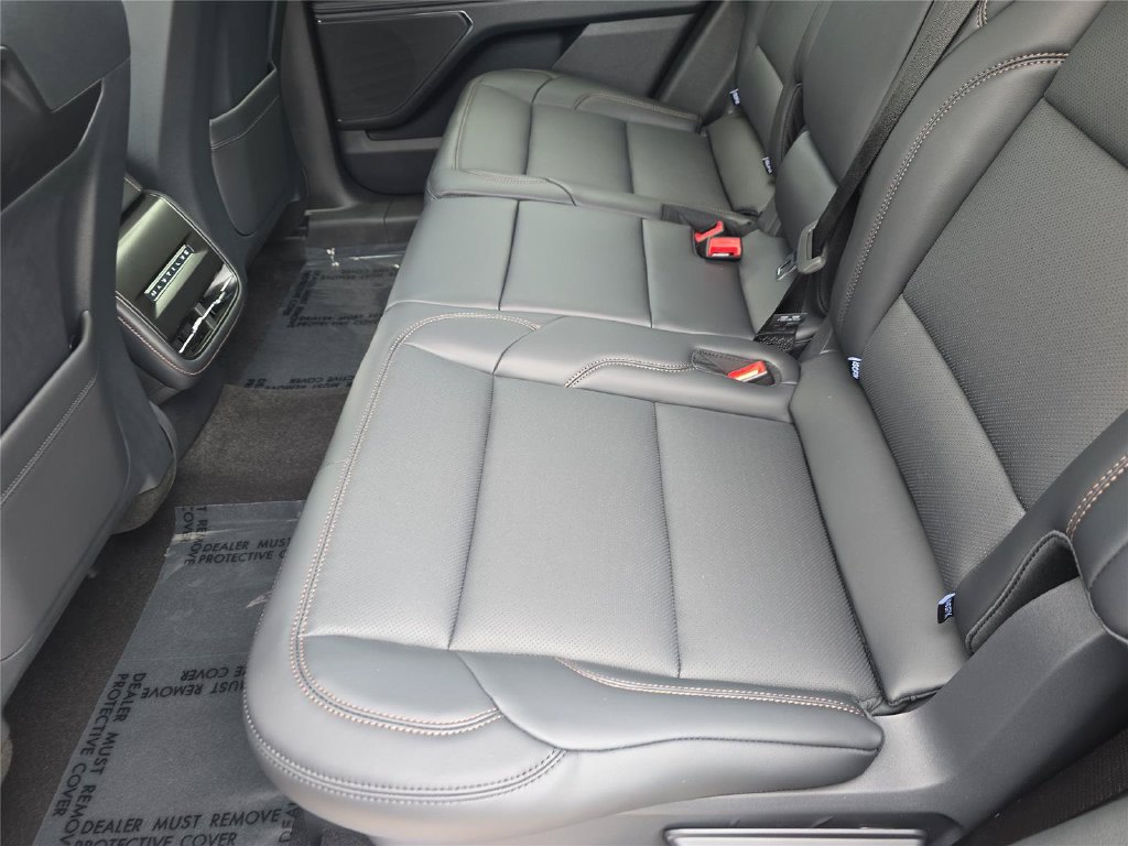 New 2026 Lincoln Nautilus Premier AWD/4WD image 12