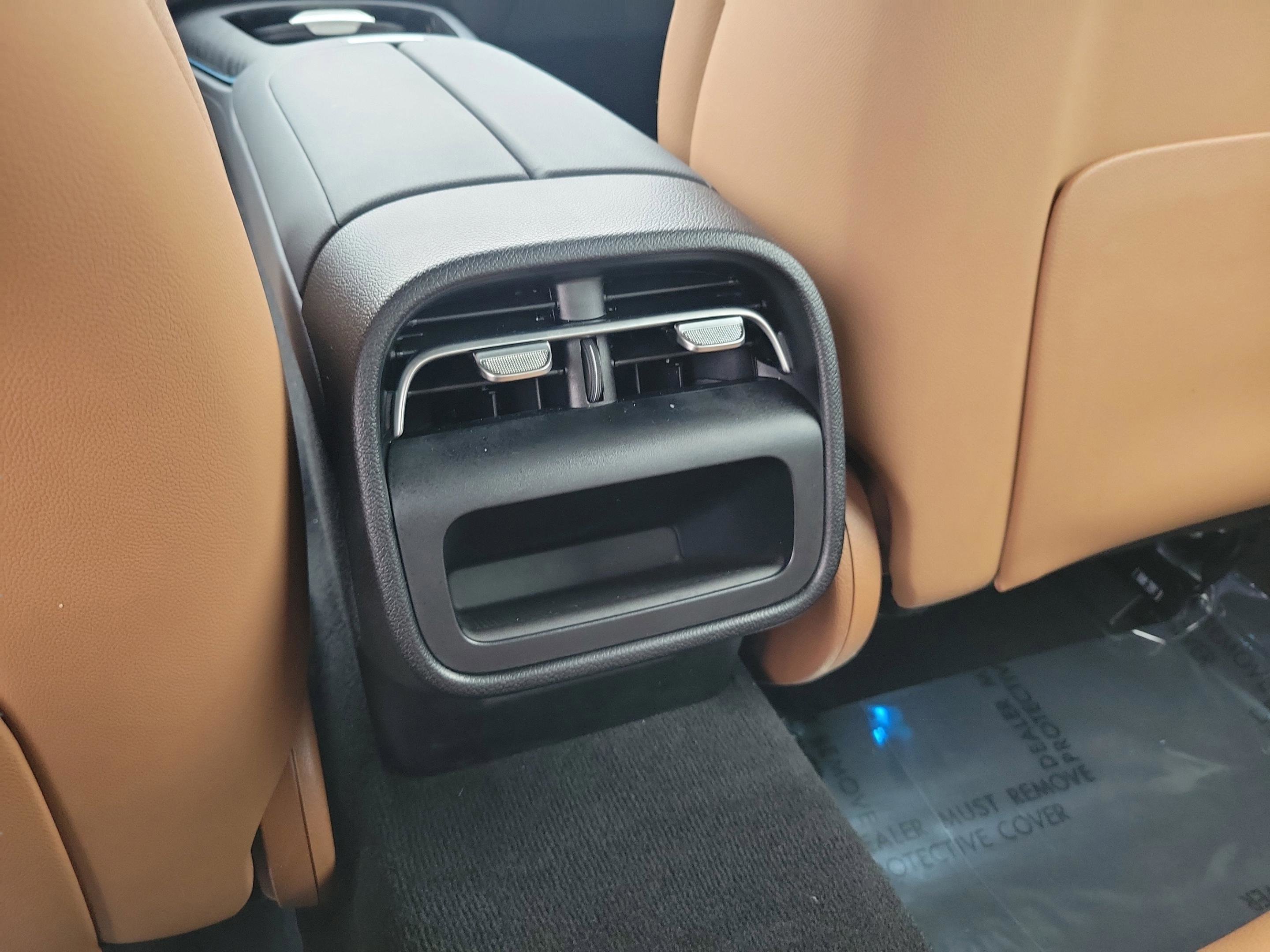 Certified 2025 Mercedes-Benz E 350 4MATIC Sedan image 8