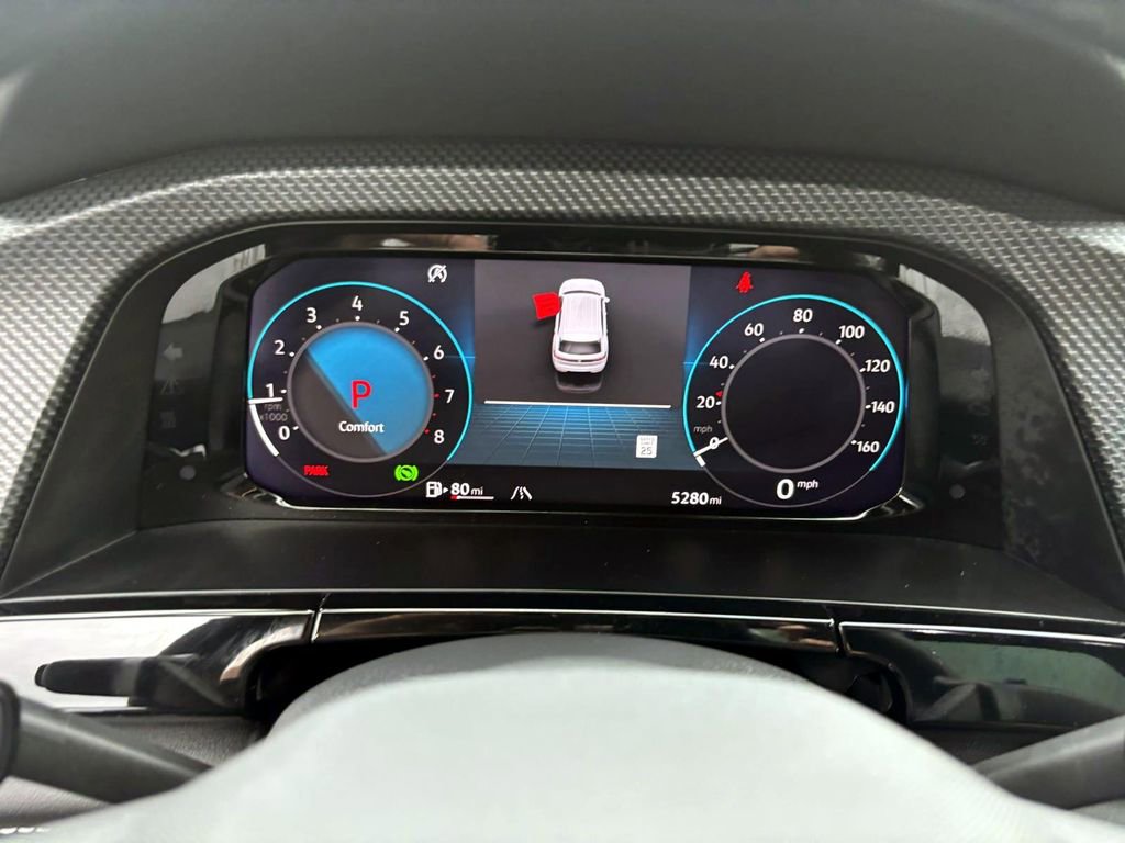 Used 2025 Volkswagen Atlas Cross Sport SEL R-Line image 16