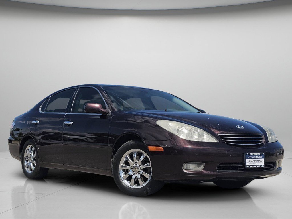 Used 2002 Lexus ES 330 w/ Premium Pkg FWD image 2