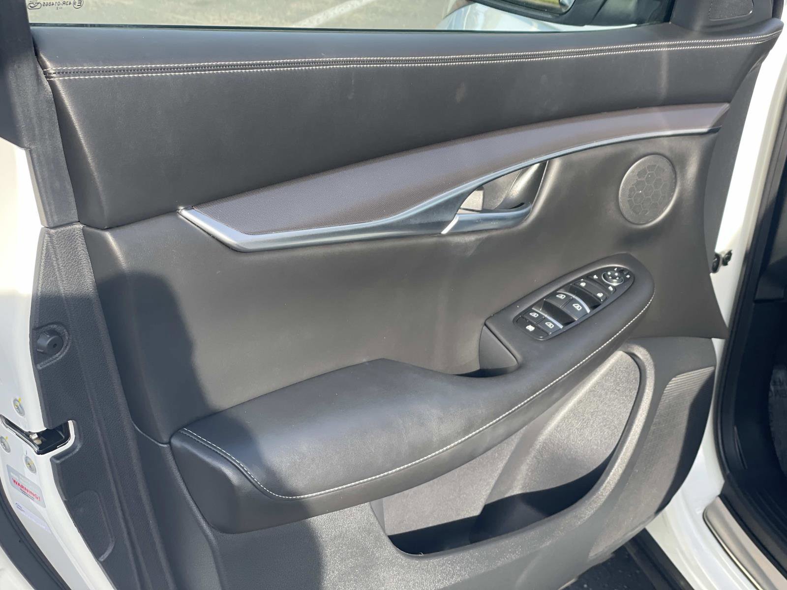 Used 2022 INFINITI QX50 Luxe w/ Appearance Package image 18