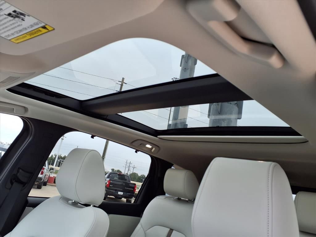 Used 2025 MAZDA CX-90 3.3 Turbo S w/ Premium Package image 6