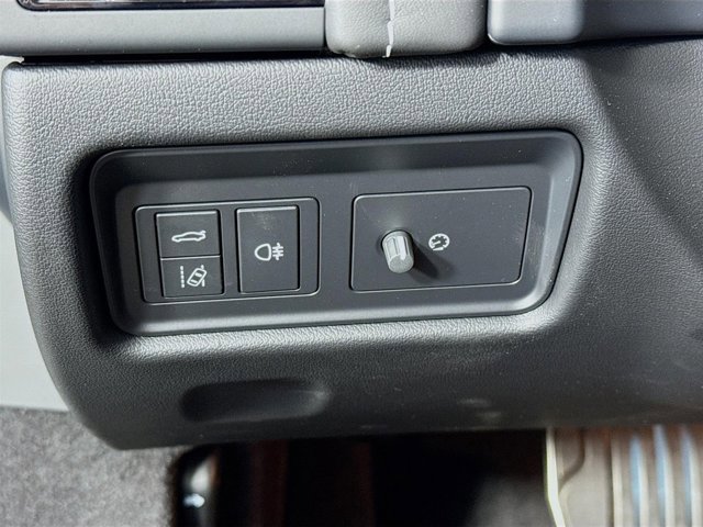 New 2024 Jaguar F-TYPE R image 10