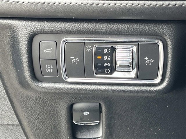 Used 2021 Lincoln Nautilus AWD w/ Equipment Group 101A image 27