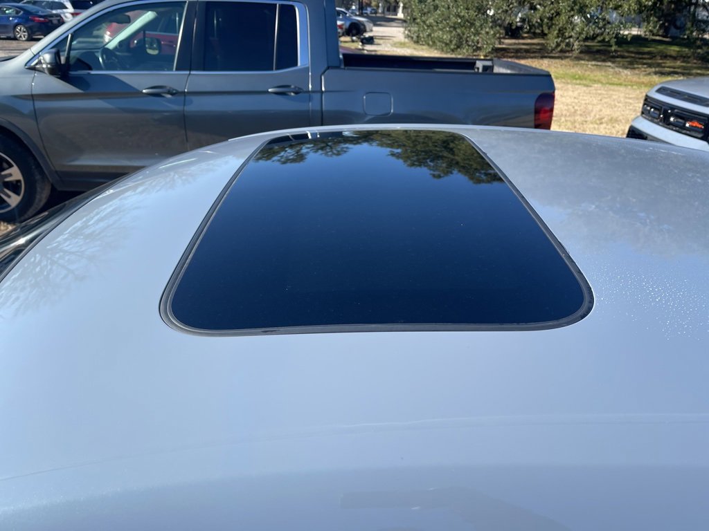 Used 2024 Honda Civic Sport Touring image 9