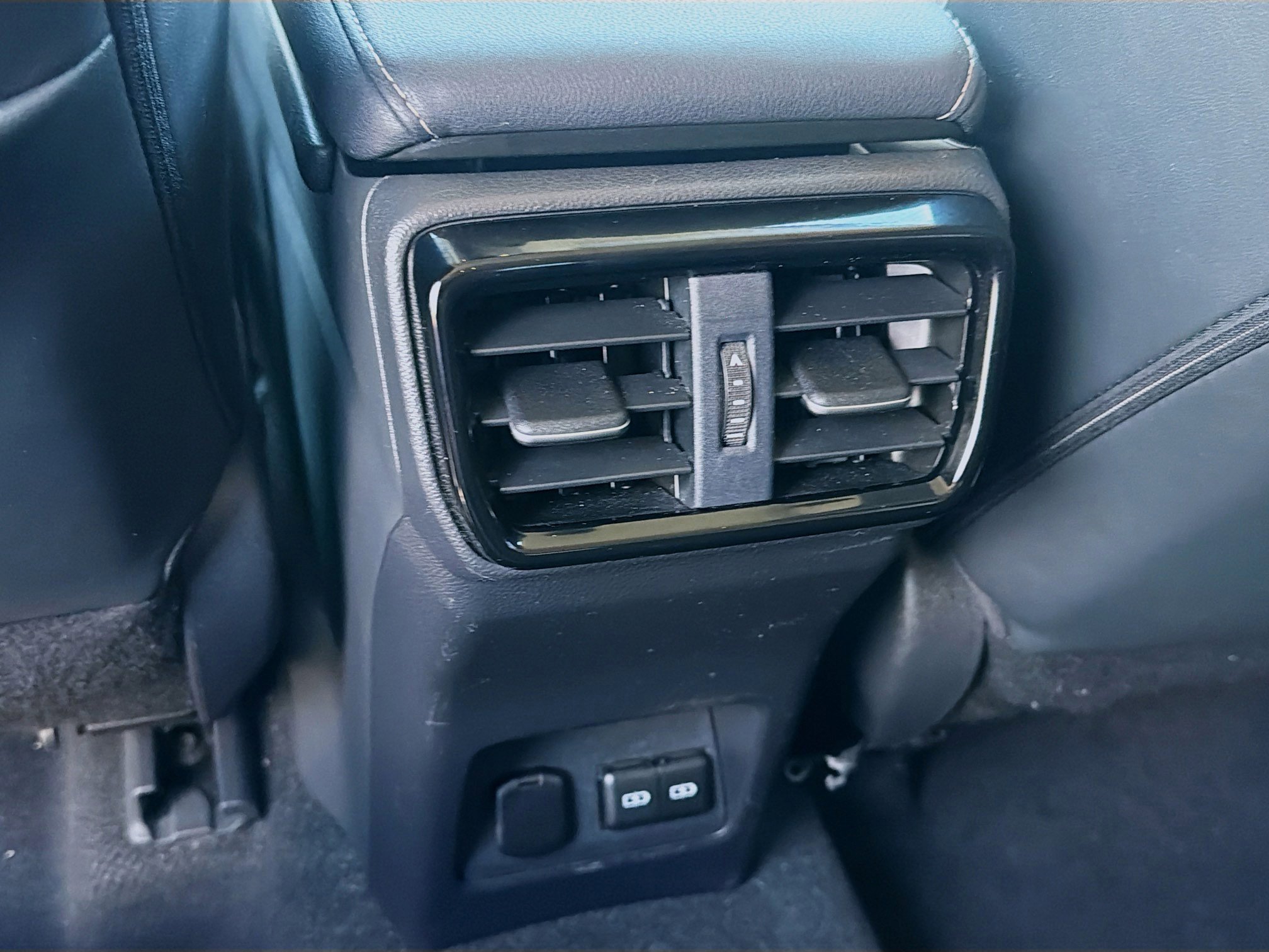 Used 2025 Lexus NX 250 FWD w/ Accessory Package (2T) image 23