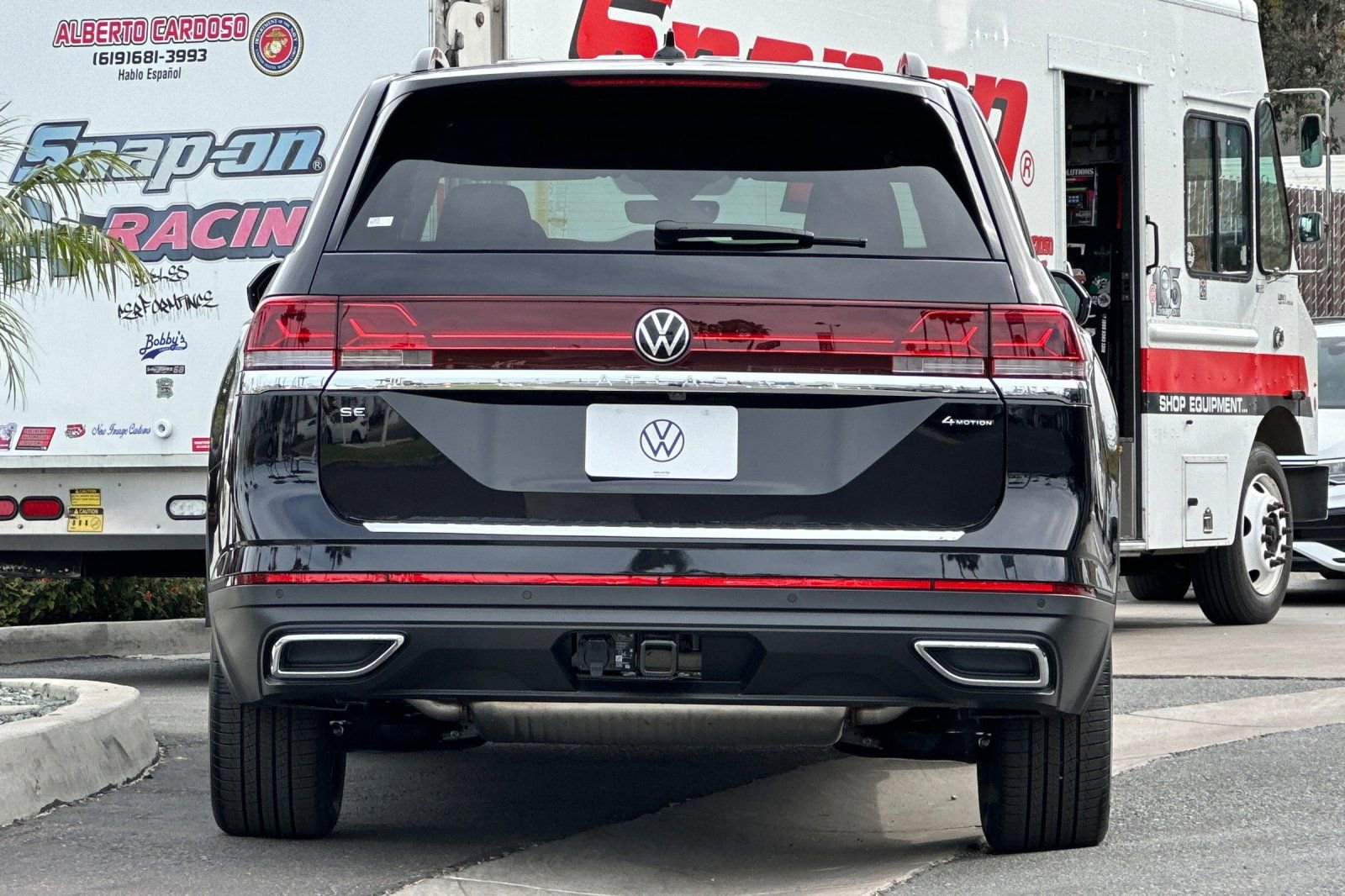 New 2026 Volkswagen Atlas SE AWD/4WD image 6