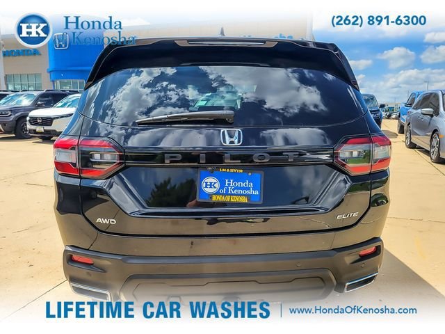 Used 2023 Honda Pilot Elite image 6