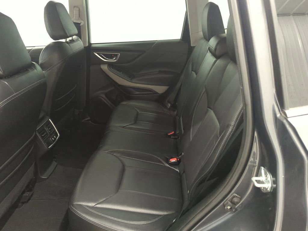 Used 2023 Subaru Forester Limited image 12