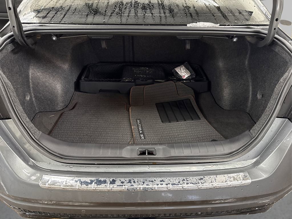 Used 2023 Nissan Altima 2.5 SR image 11