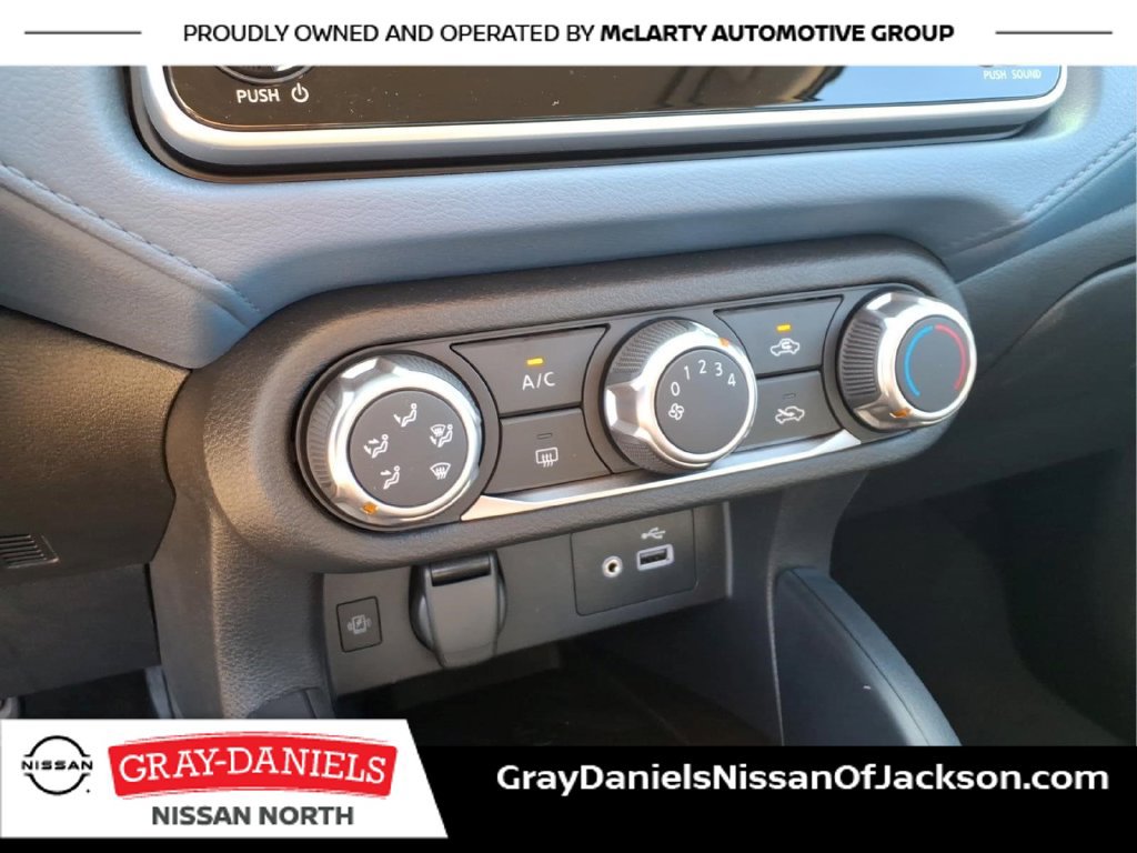 Certified 2025 Nissan Versa SV w/ Trunk Package FWD image 18