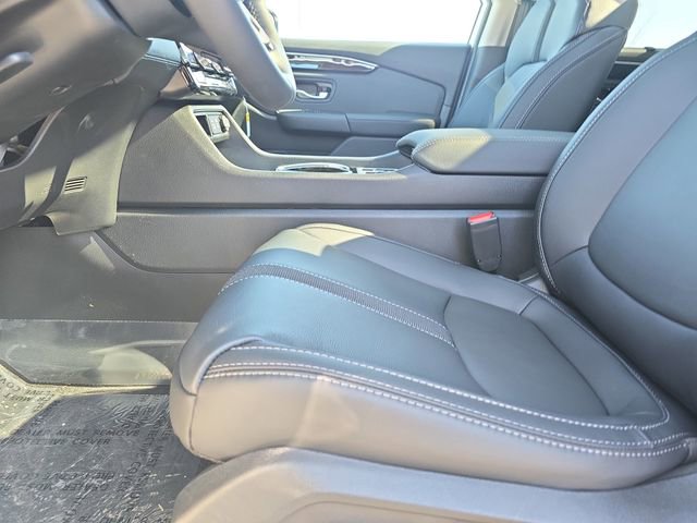 New 2025 Honda Pilot Touring image 31
