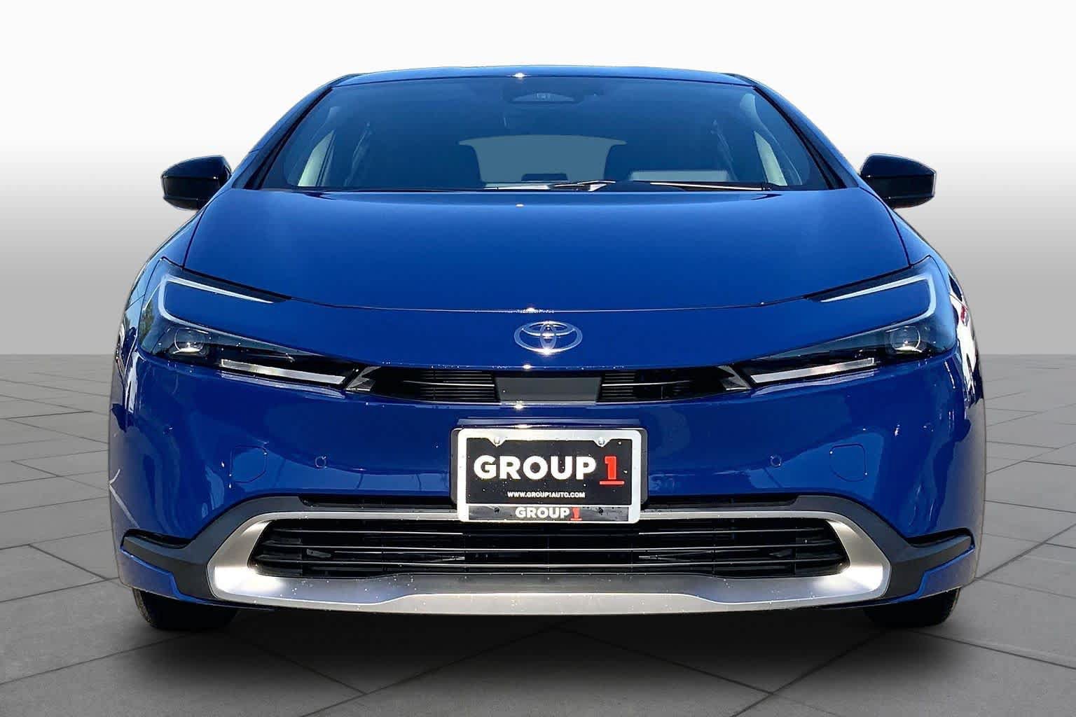 New 2026 Toyota Prius Plug-In Hybrid FWD image 3