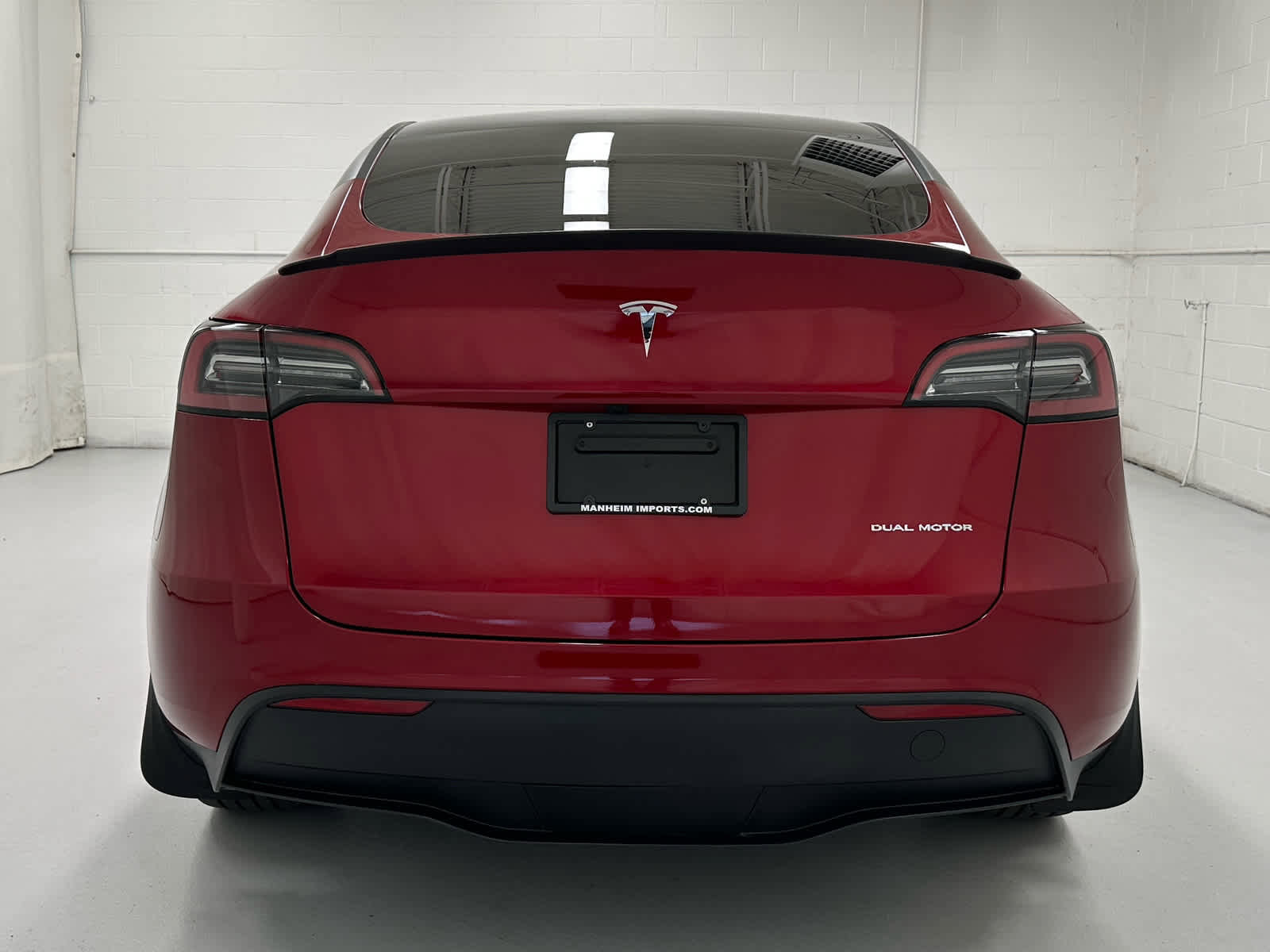 Used 2024 Tesla Model Y Long Range image 7
