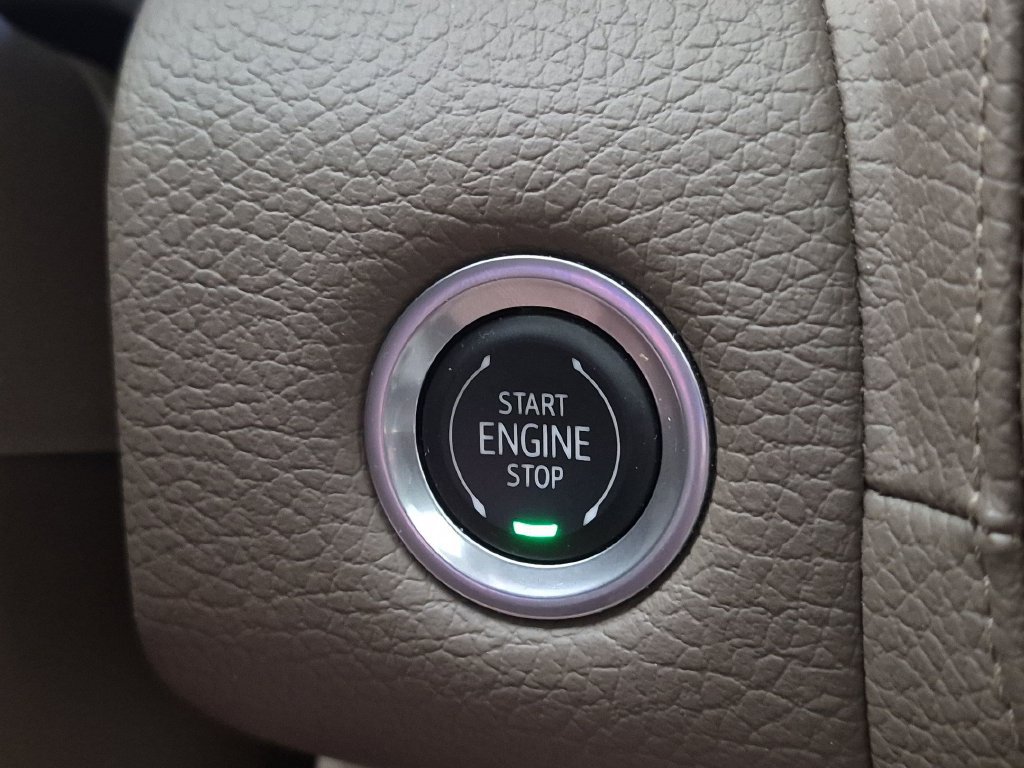 Certified 2023 GMC Yukon Denali AWD/4WD image 28