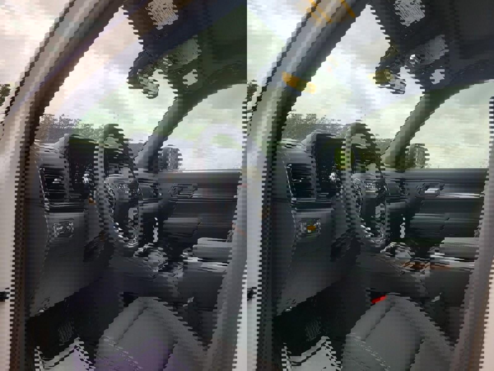 New 2026 GMC Terrain AT4 w/ Convenience Package III image 10