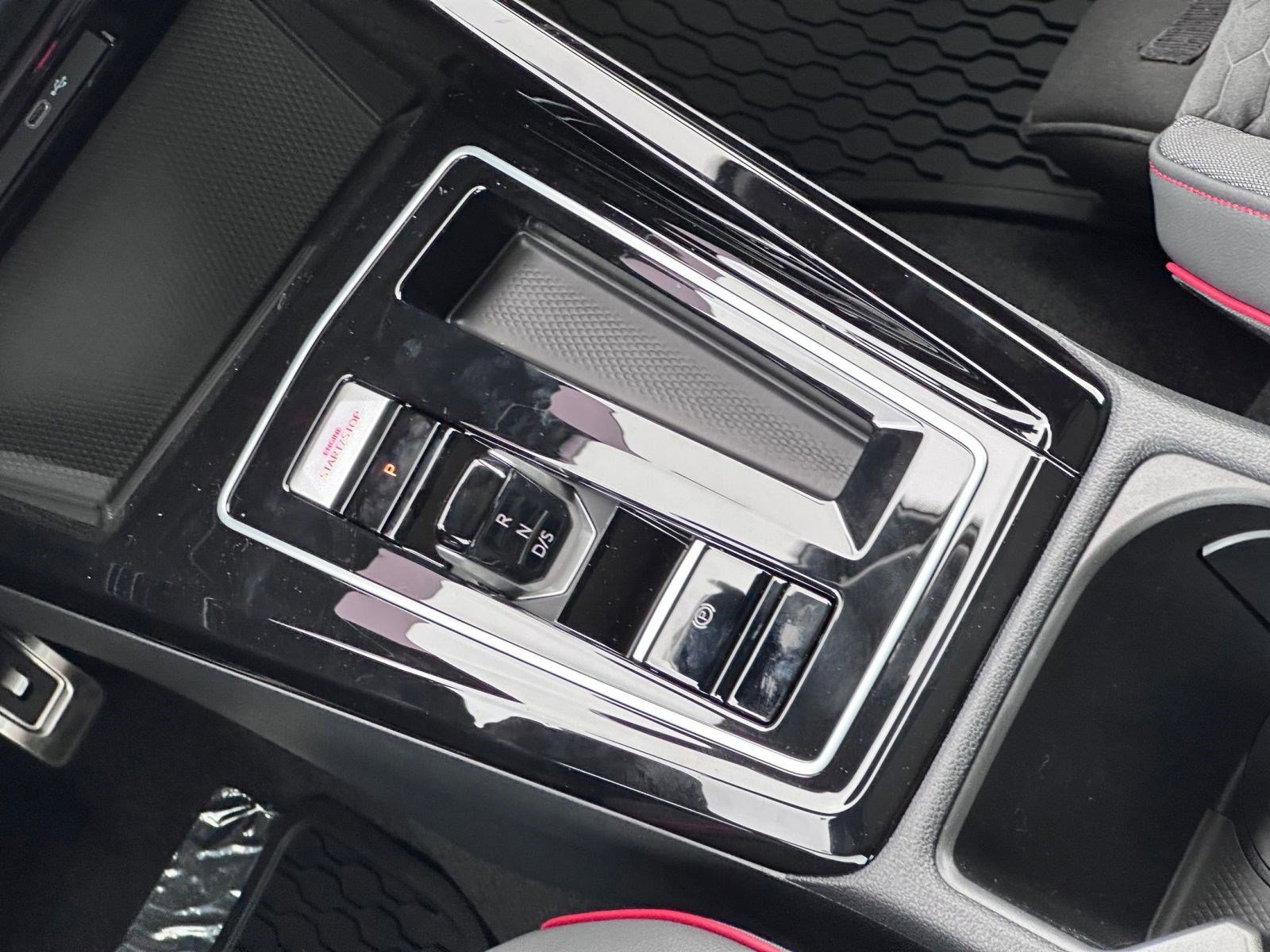 New 2026 Volkswagen Golf SE image 21