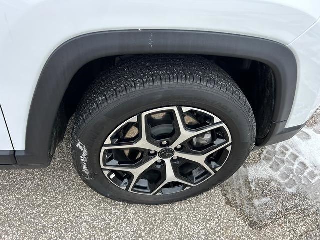 Used 2025 Jeep Compass Limited image 33