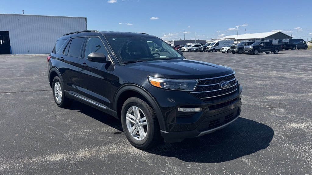 Used 2023 Ford Explorer XLT w/ Equipment Group 202A image 1