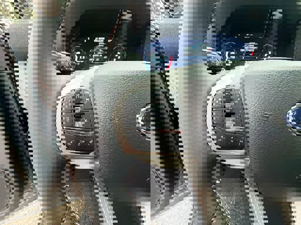 New 2026 Ford Explorer Active image 24