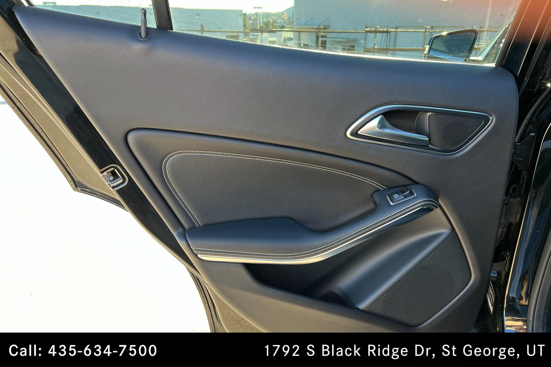 Certified 2018 Mercedes-Benz GLA 250 w/ Premium Package image 18