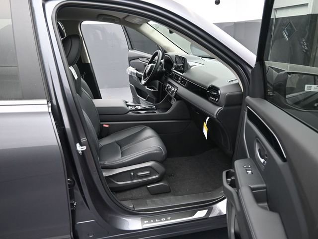 New 2025 Honda Pilot EX-L image 10