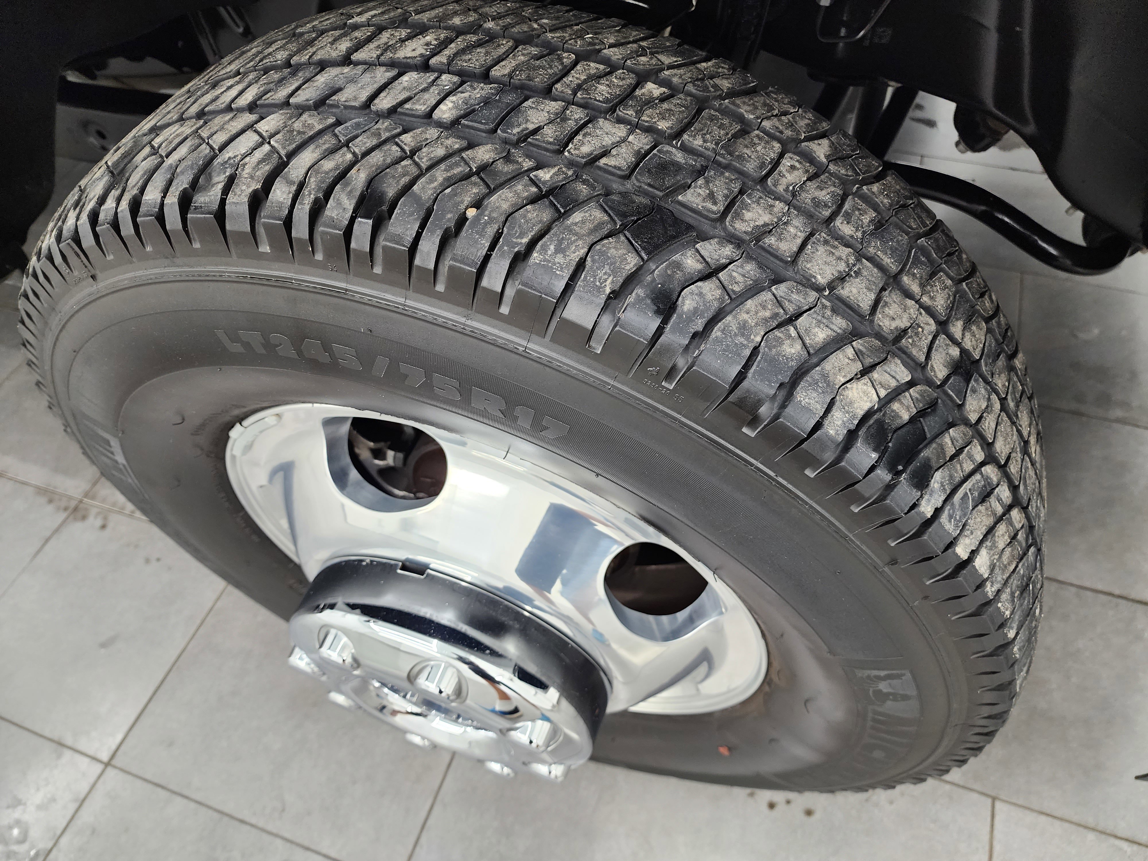 Used 2023 Ford F350 XL image 3