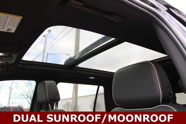 Used 2023 GMC Yukon SLT image 8